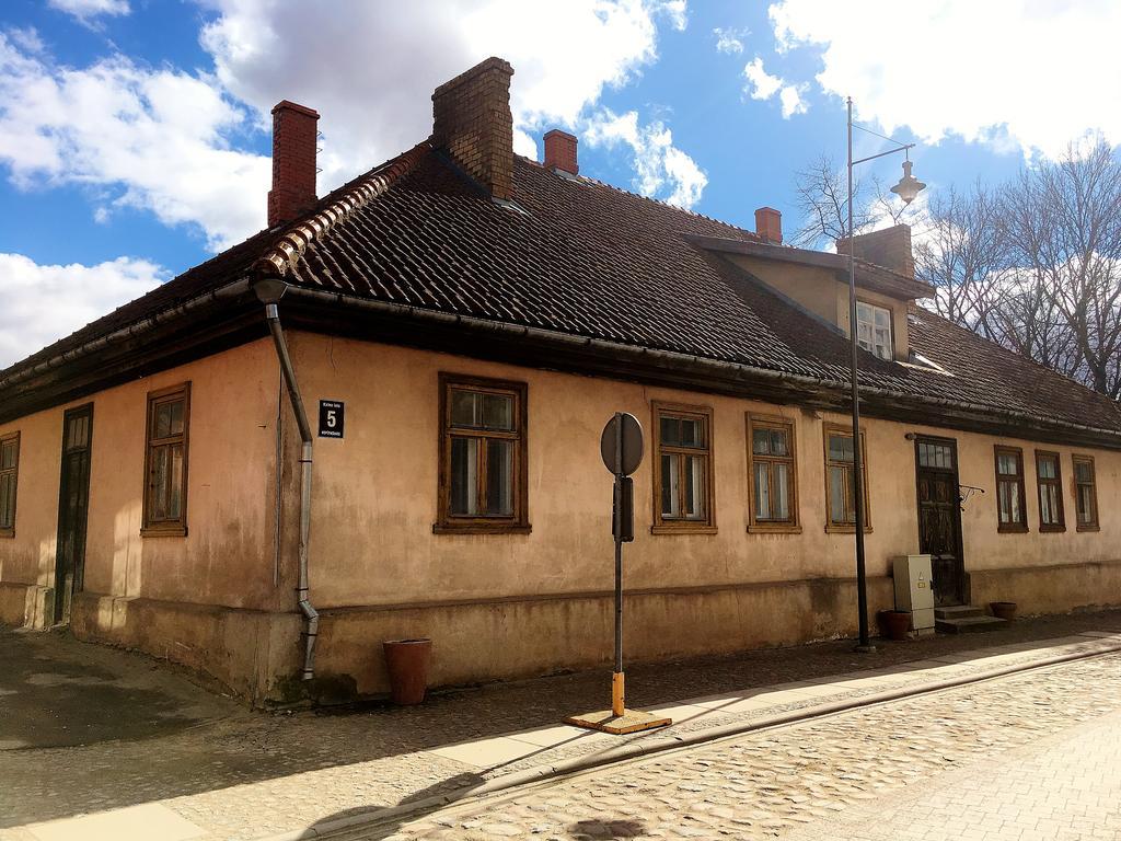 Kalna Ielas Rezidence Kuldīga Exterior foto